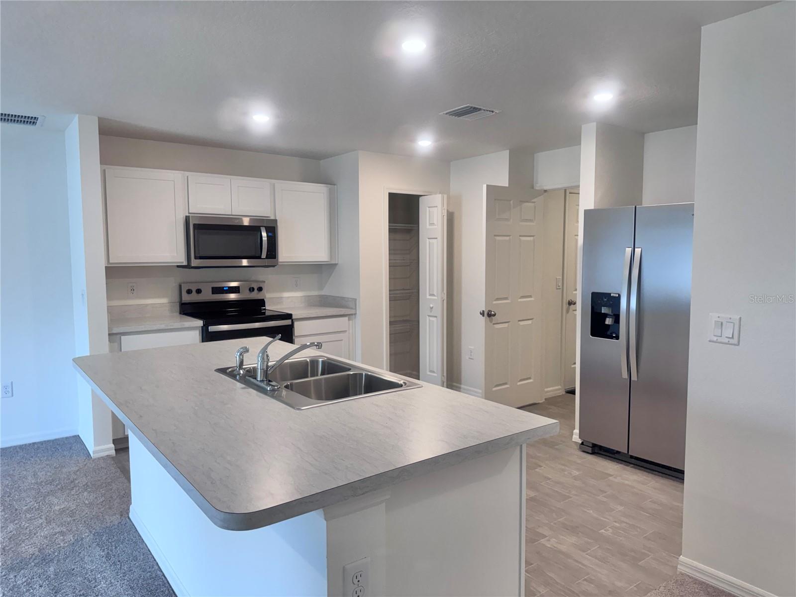 76 PINE CIRCLE DR, PALM COAST, FL, 32164