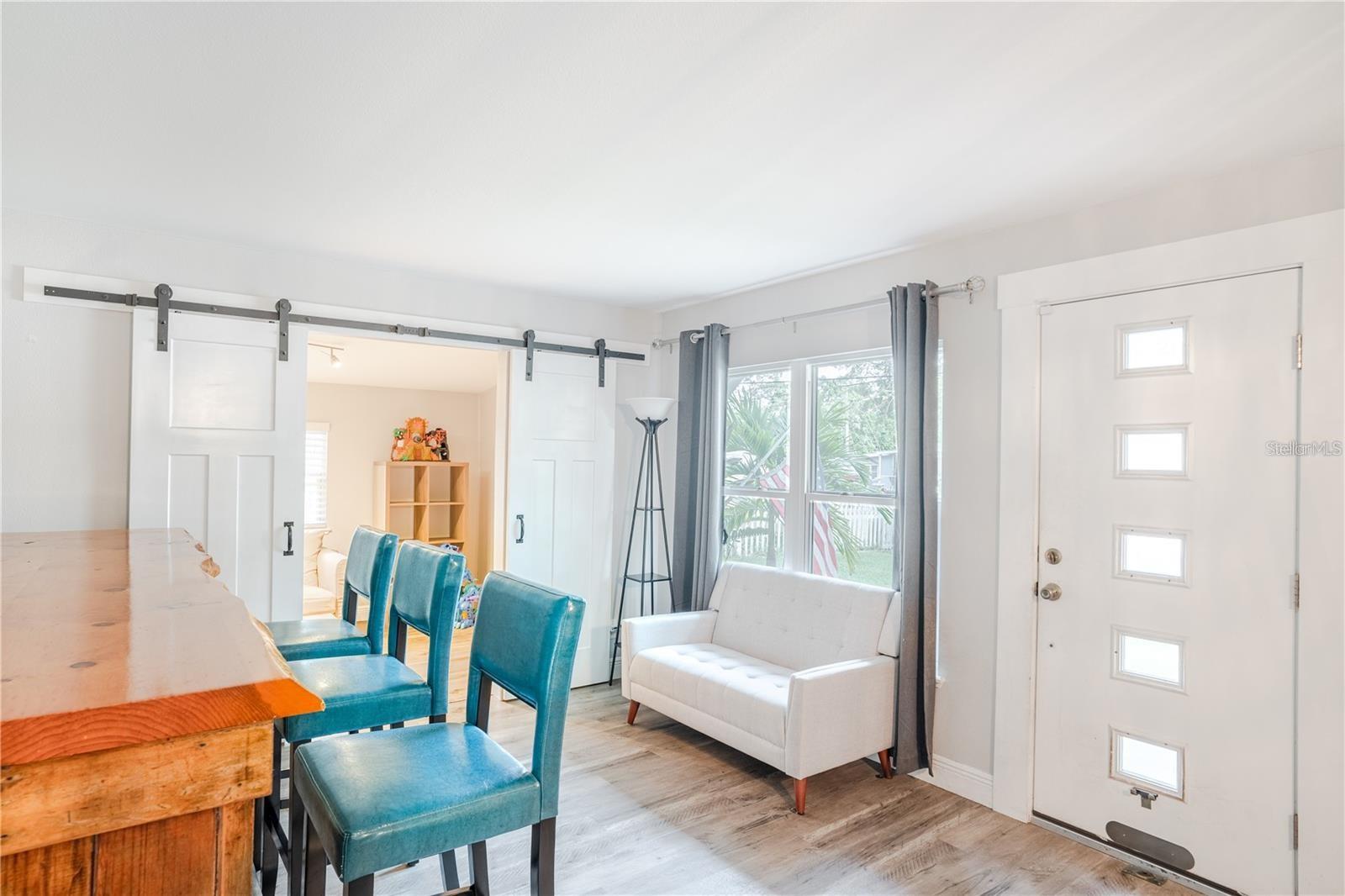 4105 W BAY AVE, TAMPA, FL, 33616