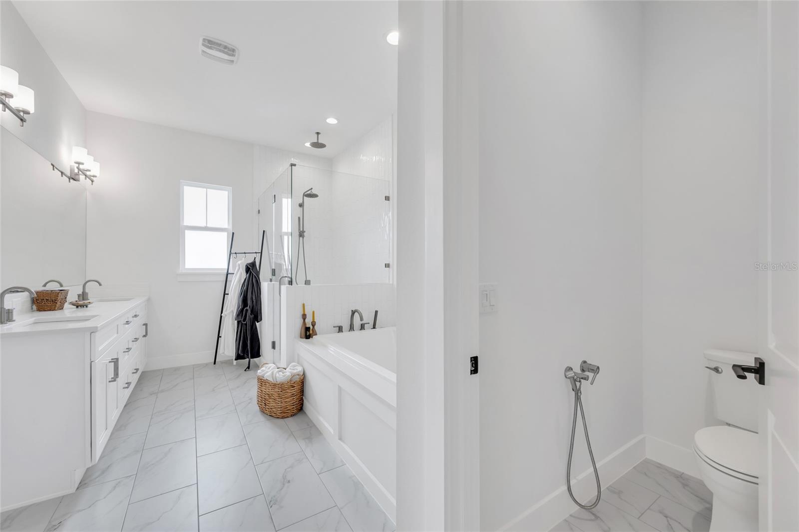 906 ALLENDALE LN, WINTER GARDEN, FL, 34787