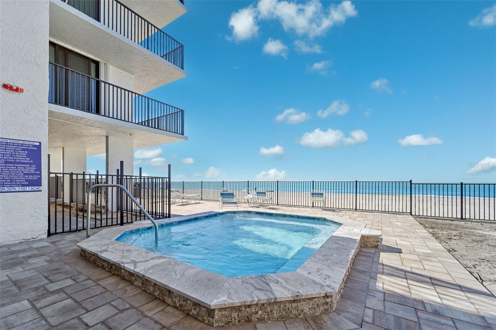 15316 GULF BLVD #404, MADEIRA BEACH, FL, 33708