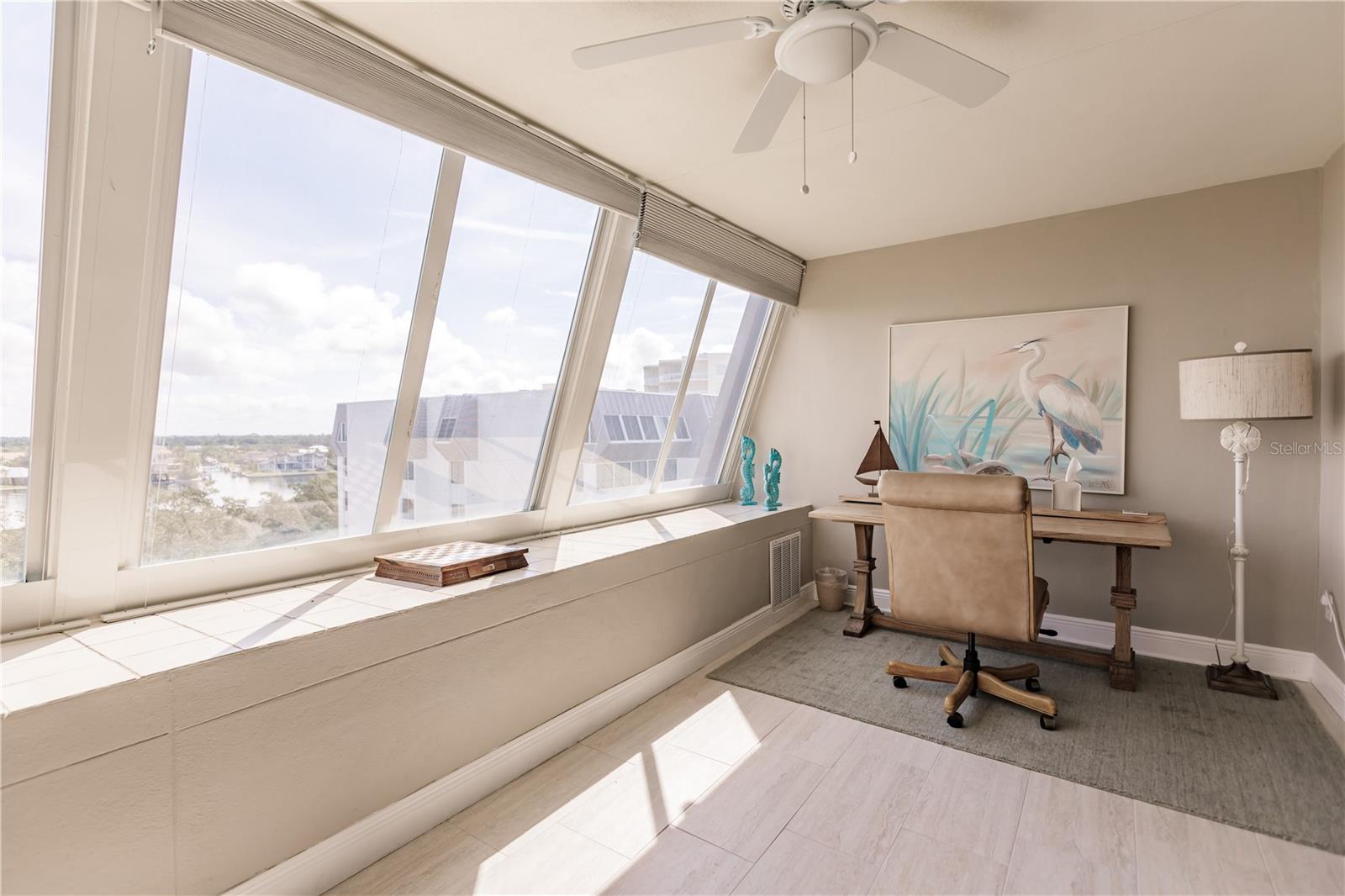 1255 E PEPPERTREE DR #602, SARASOTA, FL, 34242