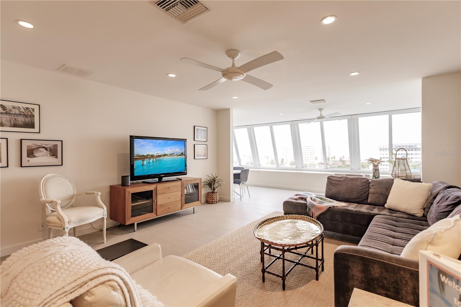 1255 E PEPPERTREE DR #601, SARASOTA, FL, 34242