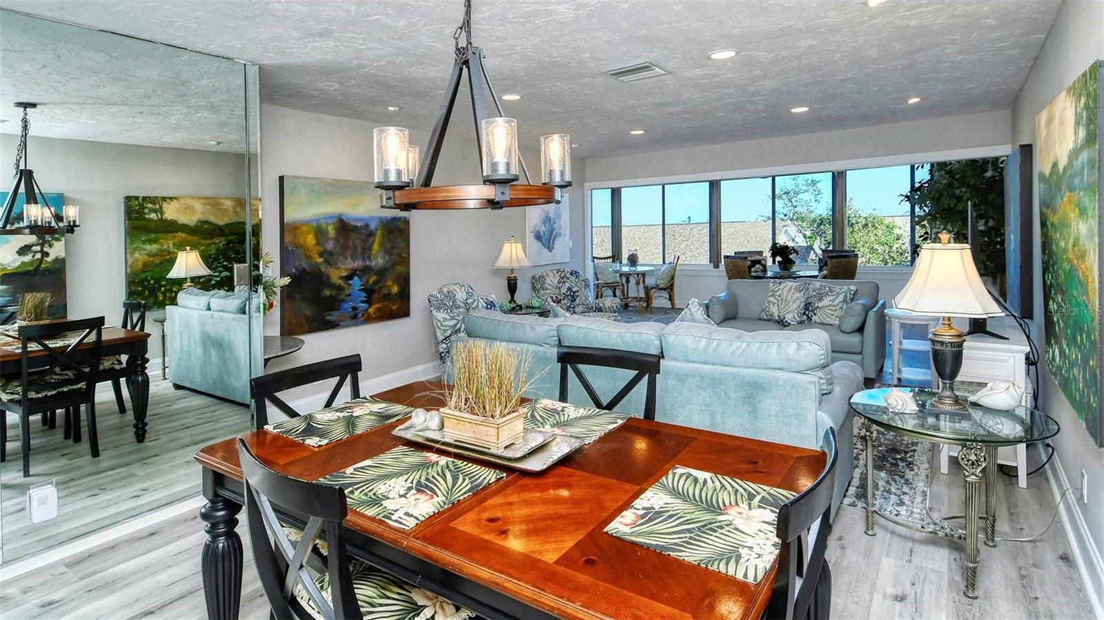 1255 E PEPPERTREE DR #305, SARASOTA, FL, 34242