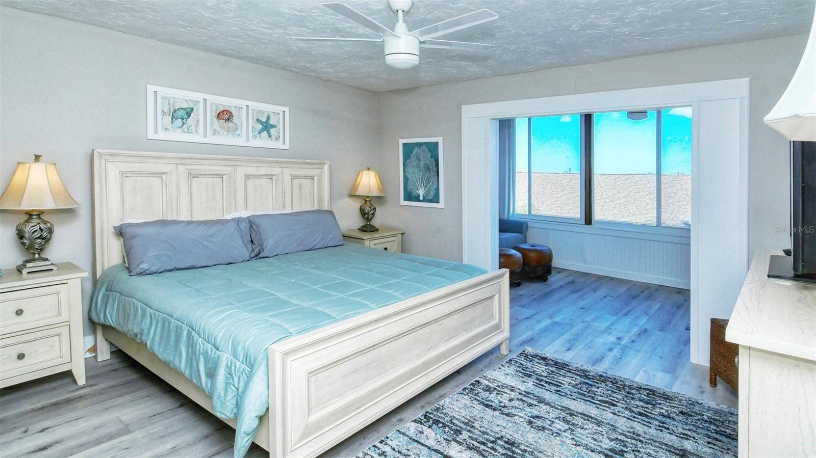 1255 E PEPPERTREE DR #305, SARASOTA, FL, 34242