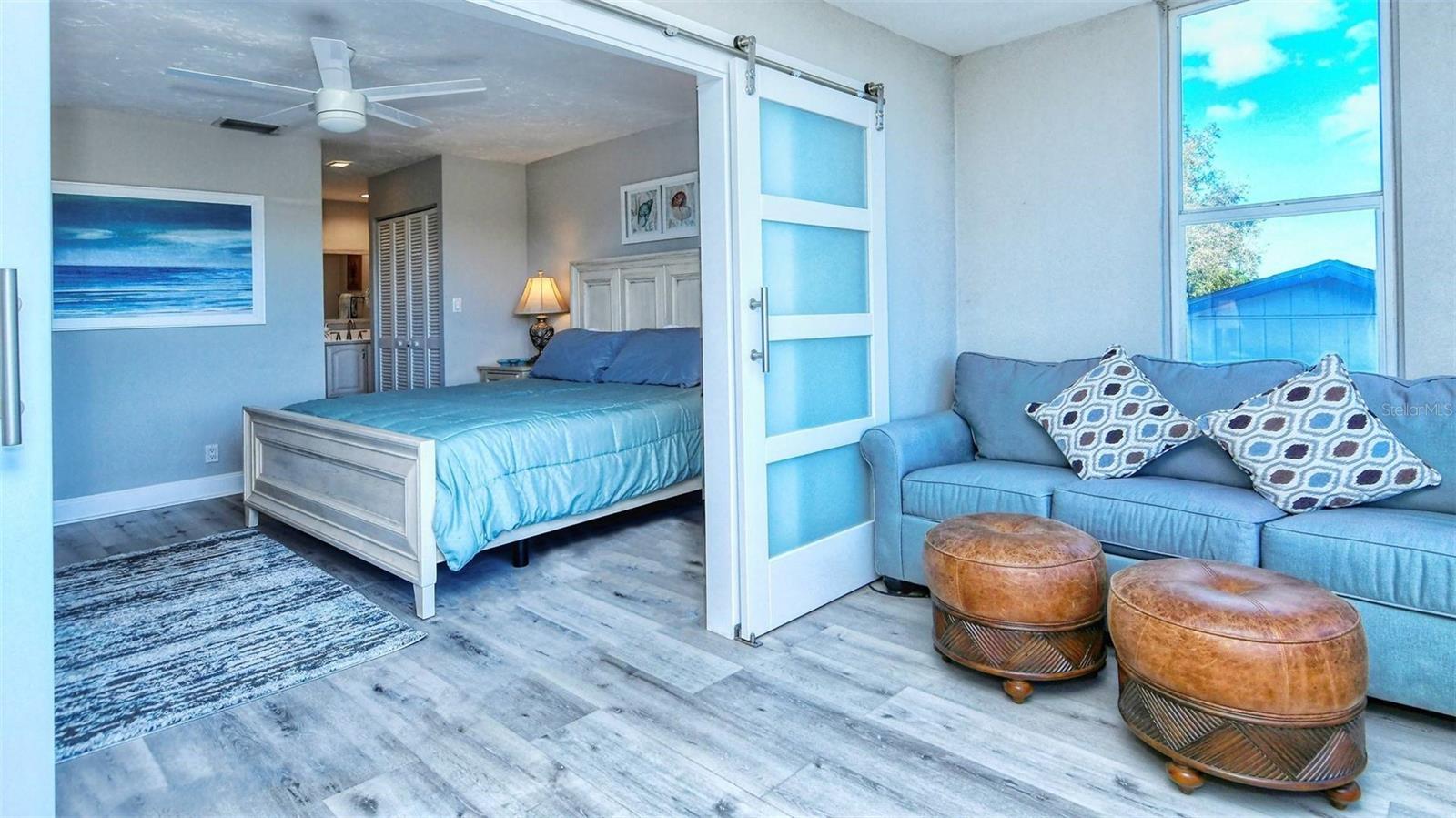 1255 E PEPPERTREE DR #305, SARASOTA, FL, 34242