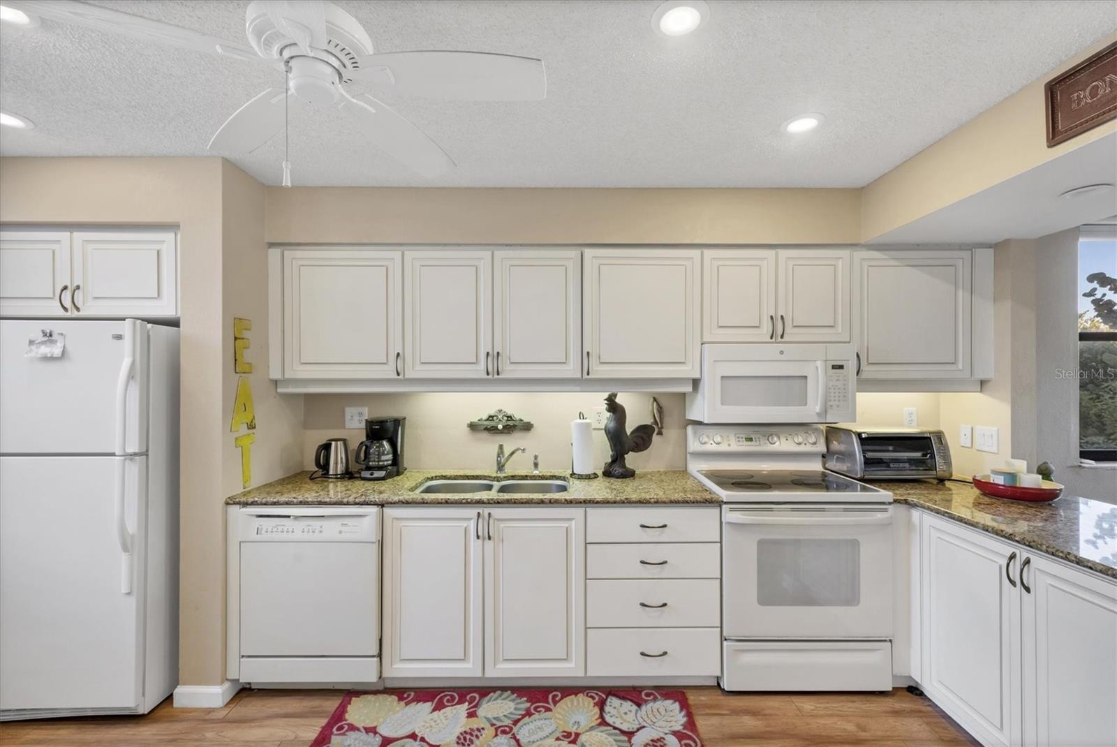 825 BAYPORT WAY #825, LONGBOAT KEY, FL, 34228