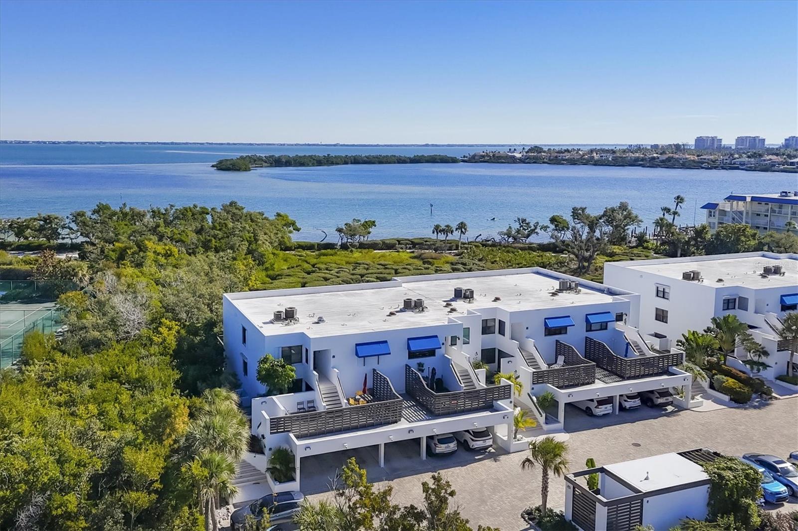 825 BAYPORT WAY #825, LONGBOAT KEY, FL, 34228