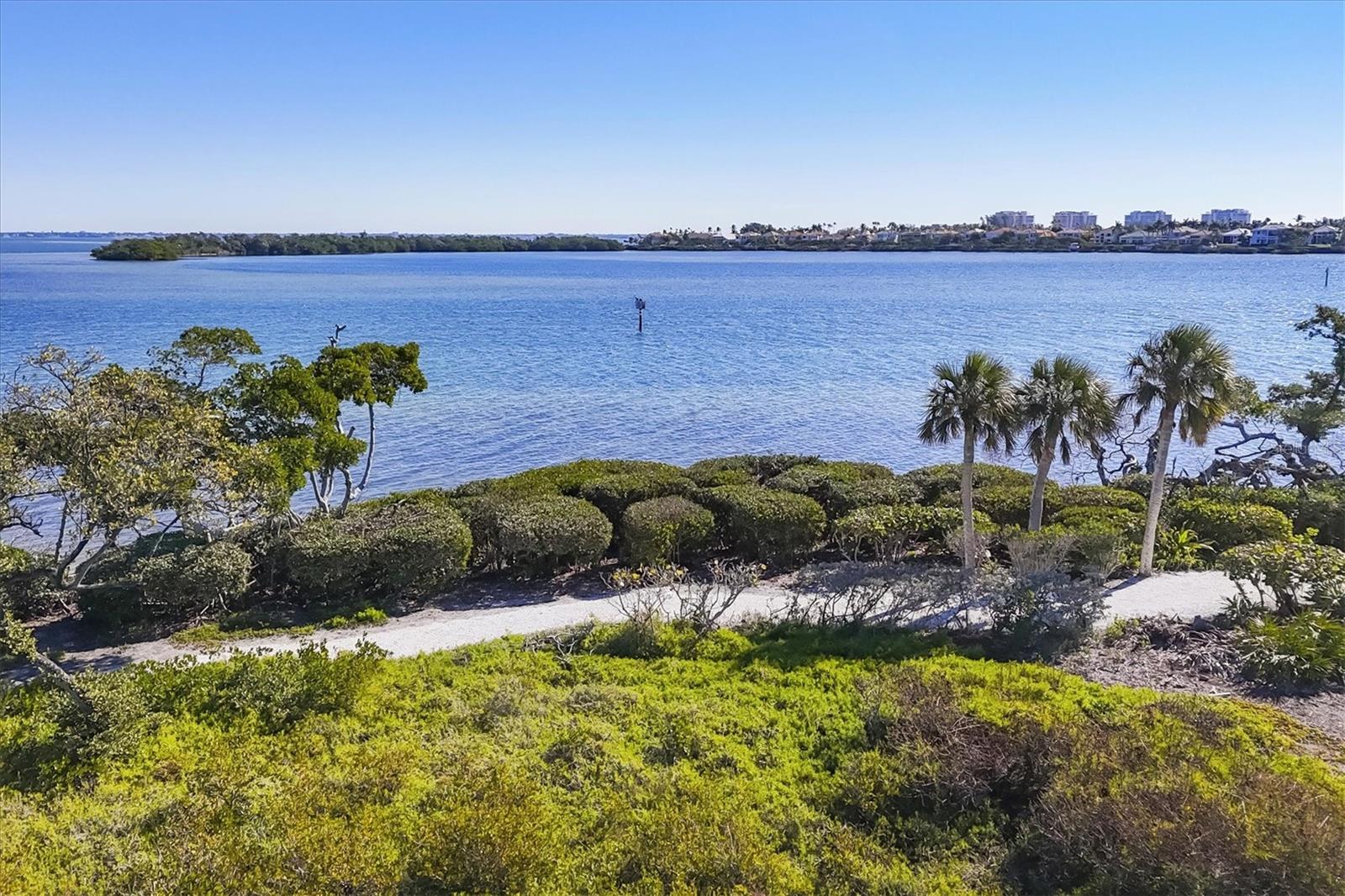 825 BAYPORT WAY #825, LONGBOAT KEY, FL, 34228