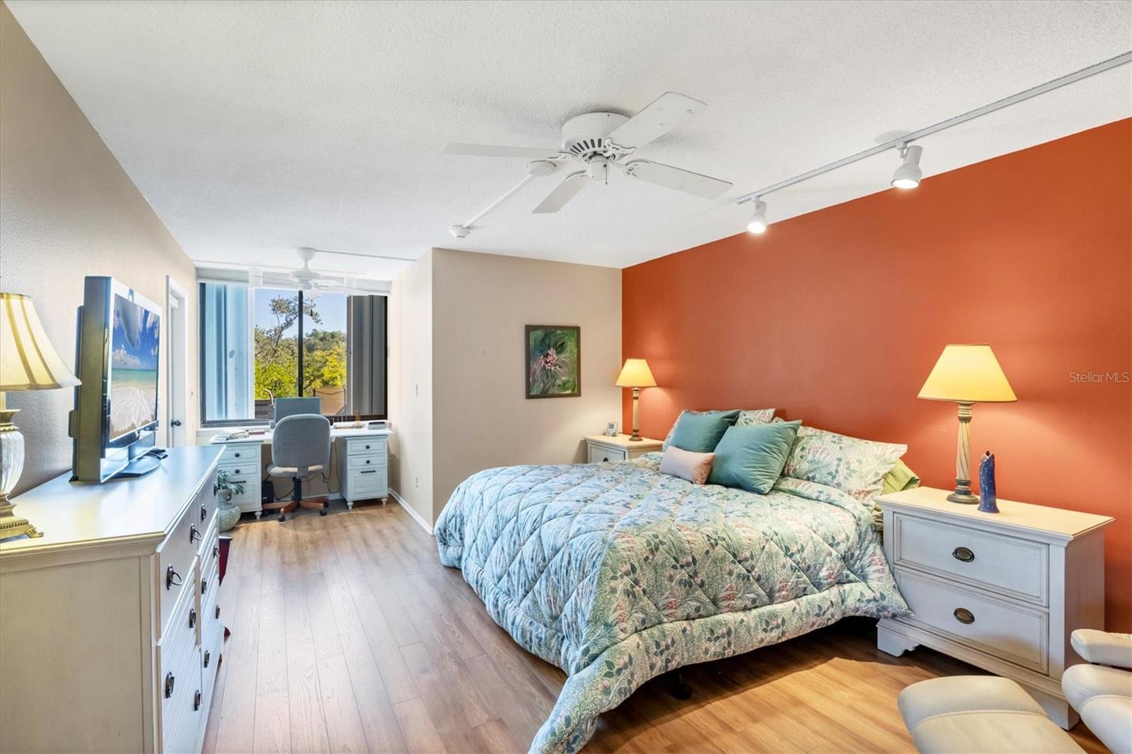 825 BAYPORT WAY #825, LONGBOAT KEY, FL, 34228