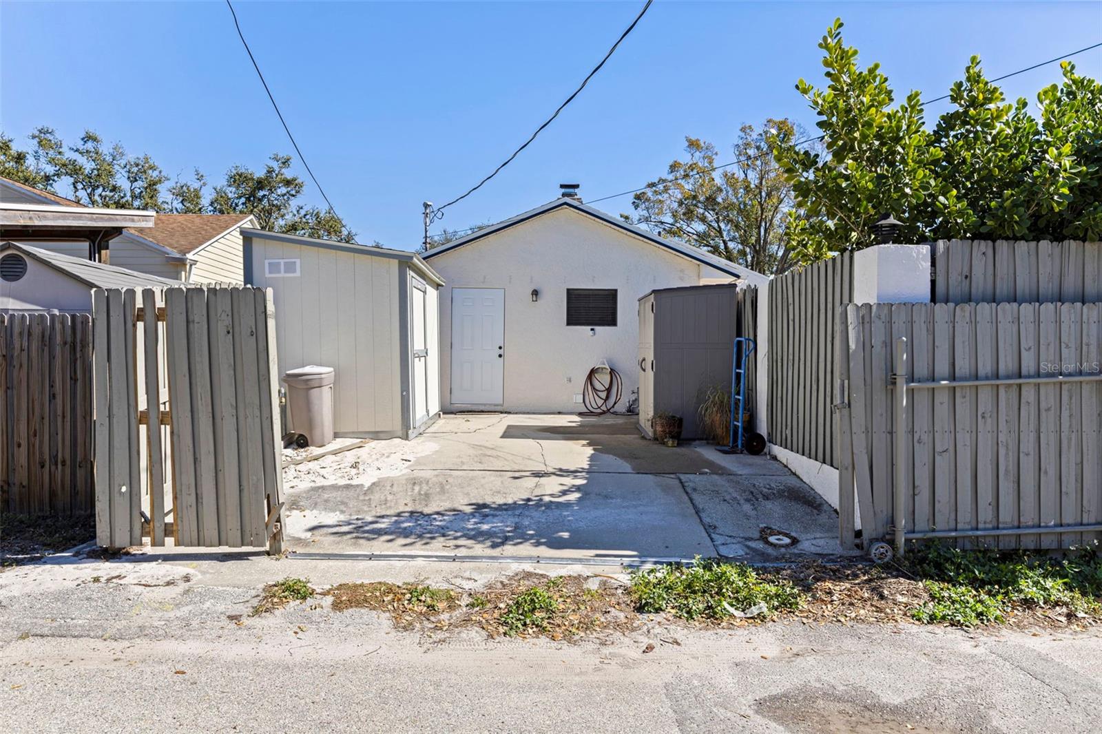 1610 14TH ST N, ST PETERSBURG, FL, 33704