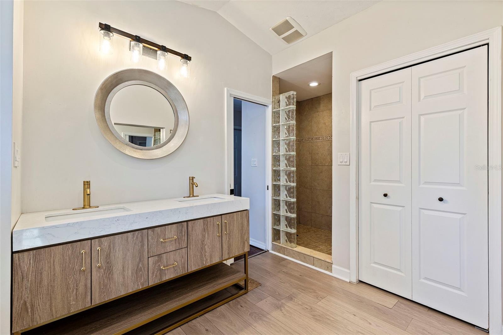 1610 14TH ST N, ST PETERSBURG, FL, 33704