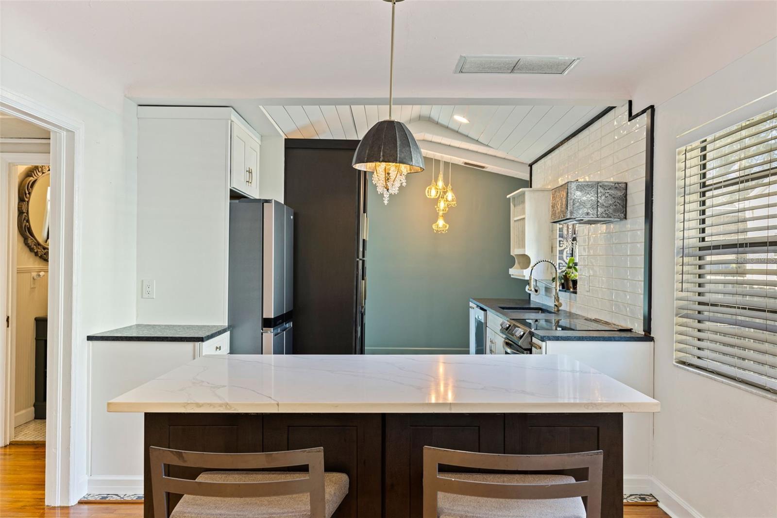 1610 14TH ST N, ST PETERSBURG, FL, 33704