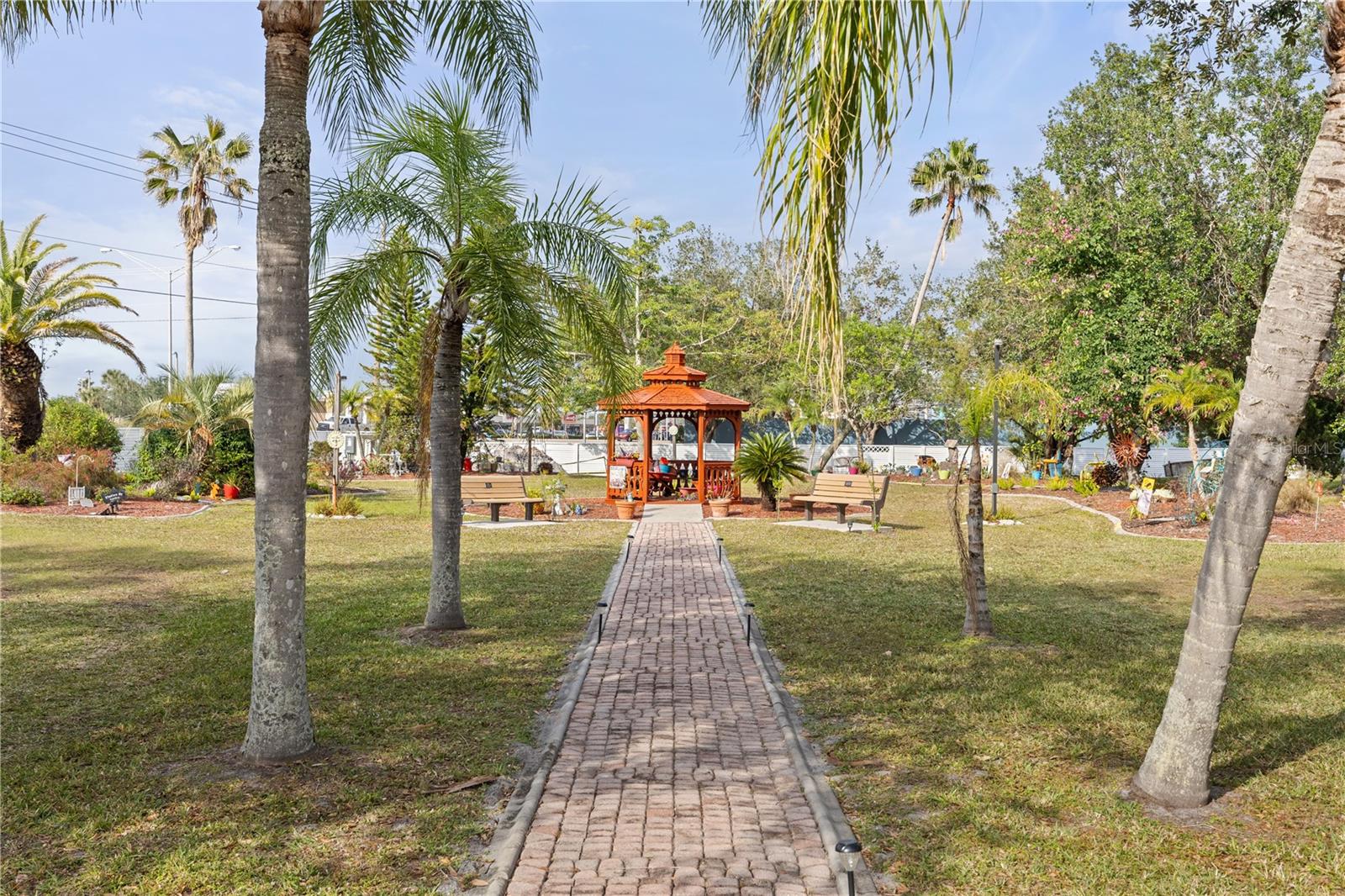 1000 KINGS HWY #413, PORT CHARLOTTE, FL, 33980