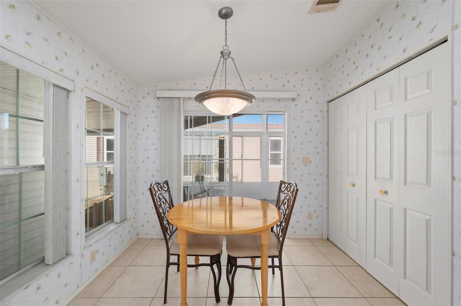 1000 KINGS HWY #413, PORT CHARLOTTE, FL, 33980