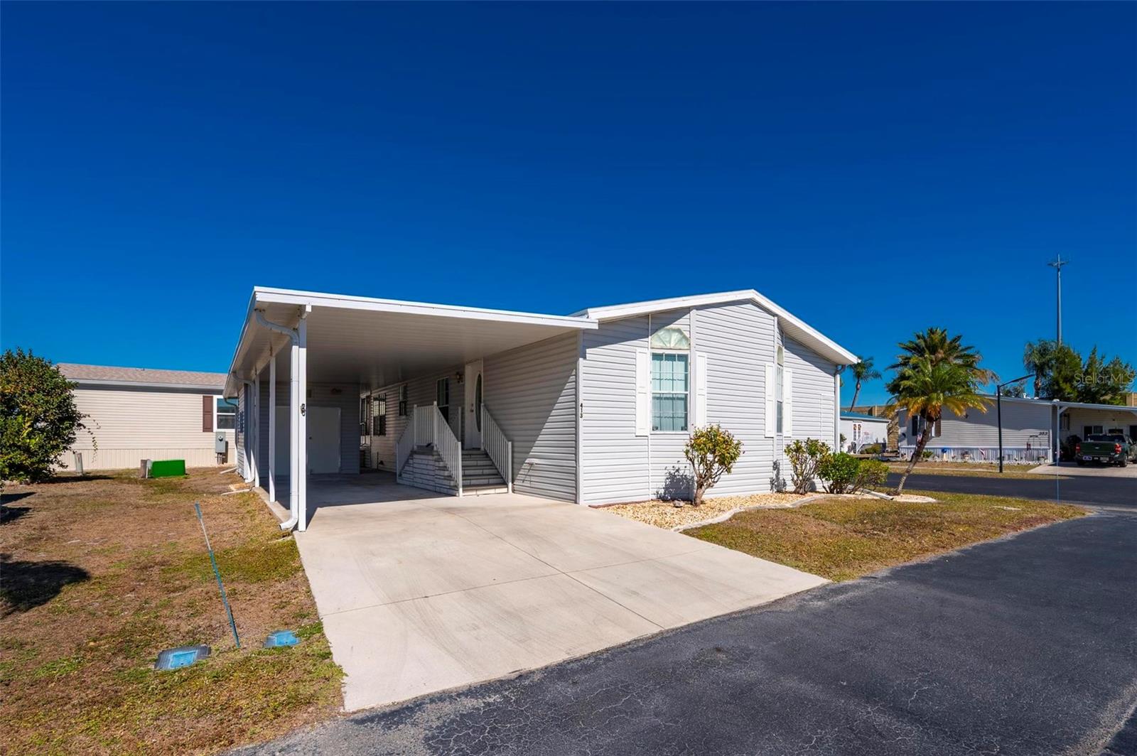 1000 KINGS HWY #413, PORT CHARLOTTE, FL, 33980