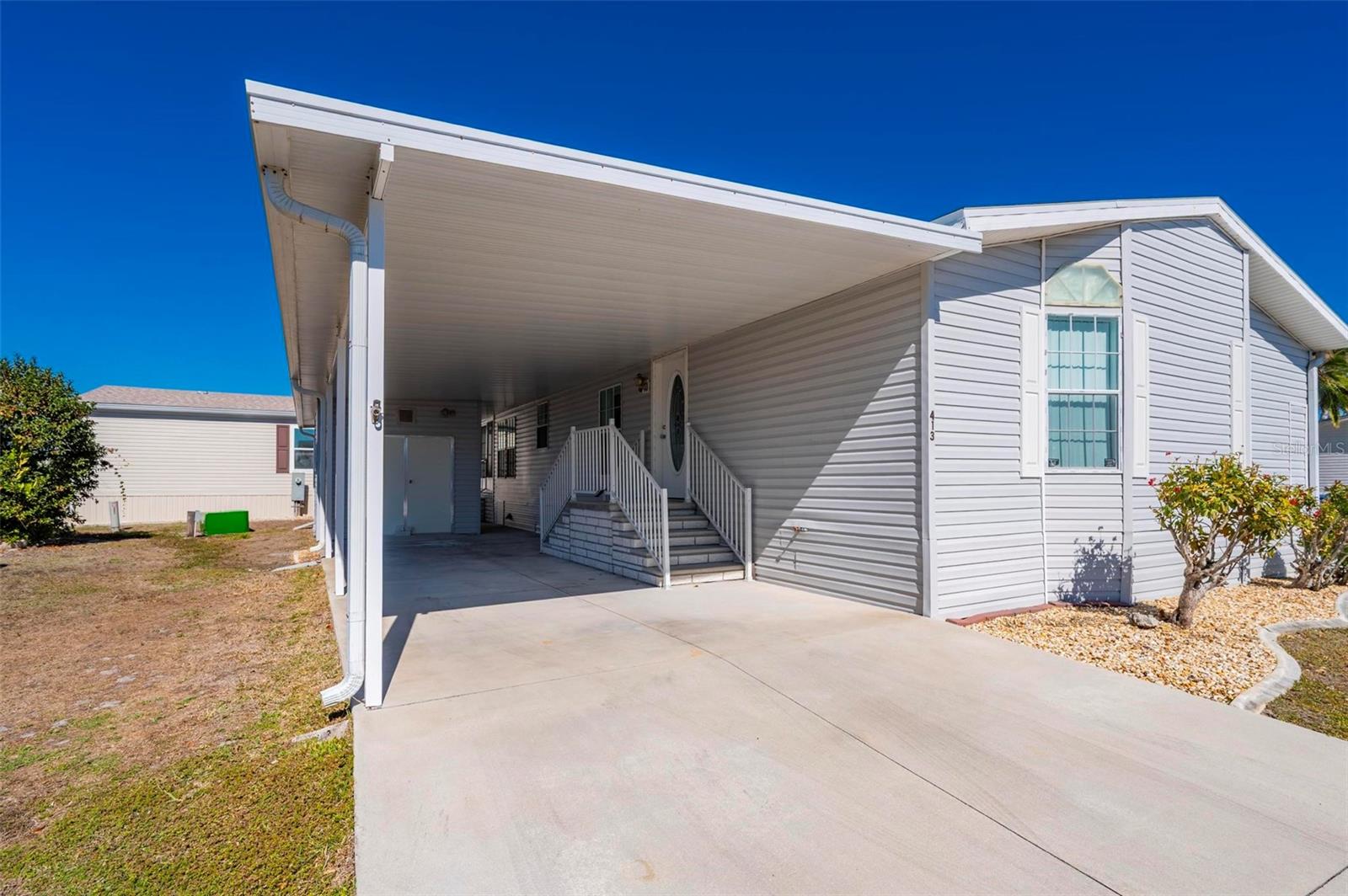 1000 KINGS HWY #413, PORT CHARLOTTE, FL, 33980