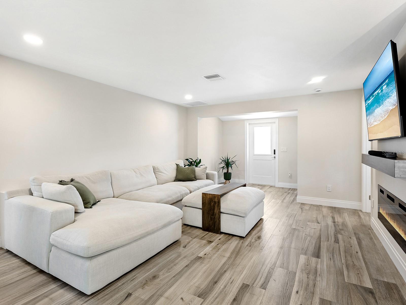 5354 KNOLLWOOD PL, SARASOTA, FL, 34232