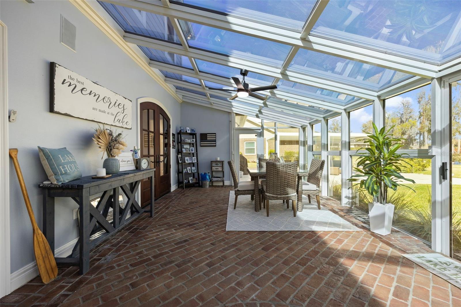 1006 LAKE COOPER DR, LUTZ, FL, 33548