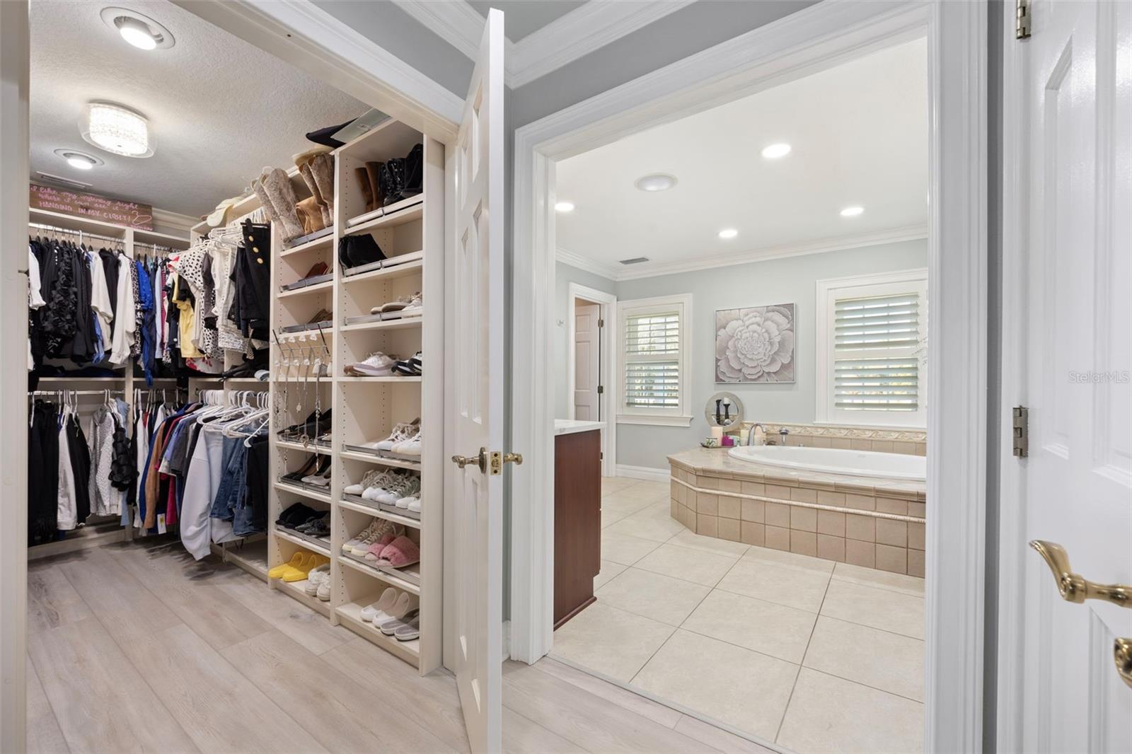 1006 LAKE COOPER DR, LUTZ, FL, 33548