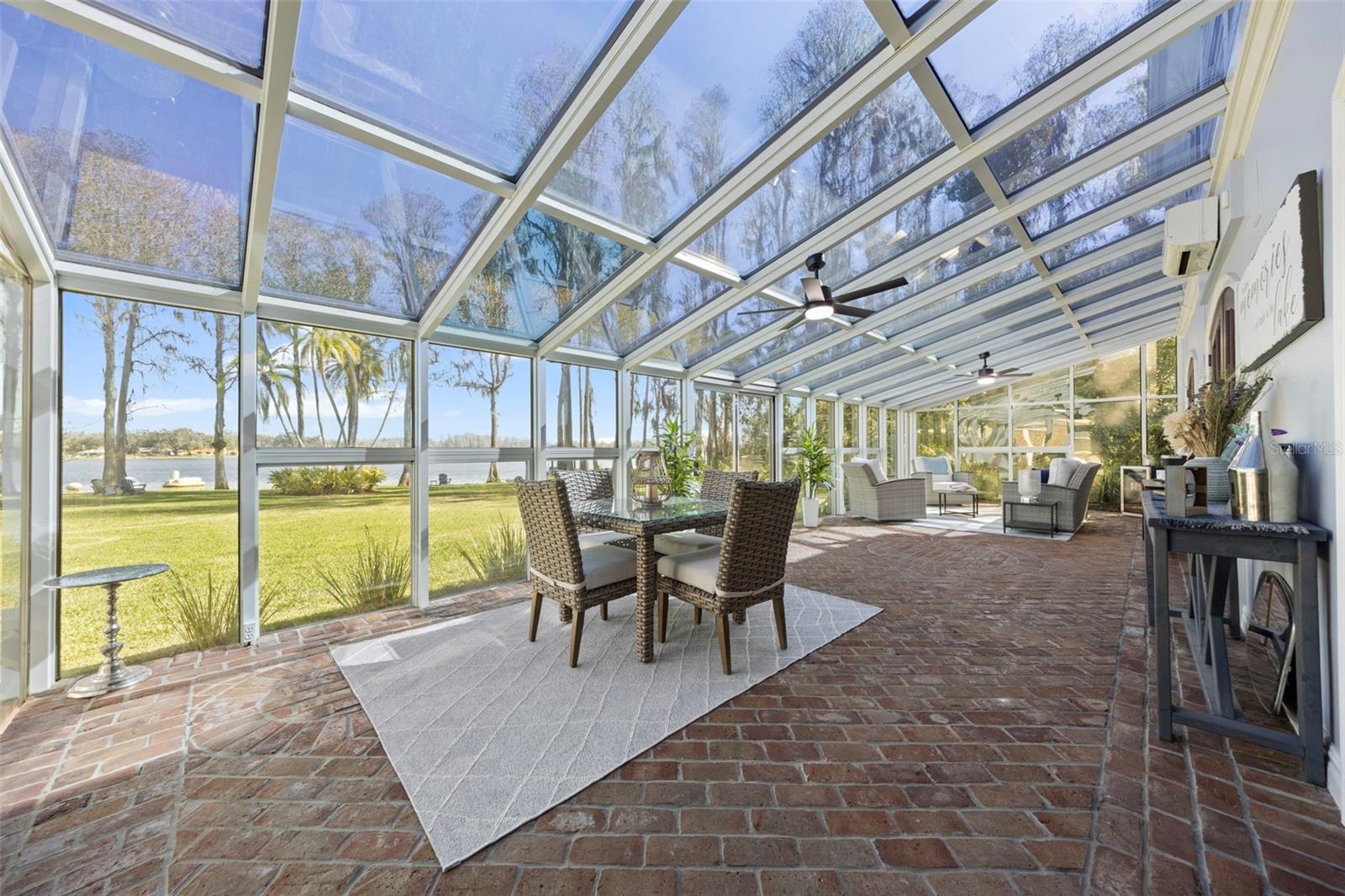 1006 LAKE COOPER DR, LUTZ, FL, 33548