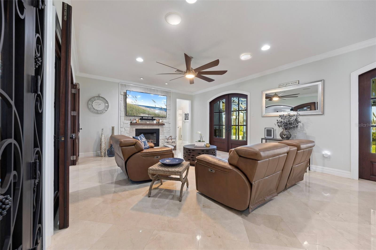 1006 LAKE COOPER DR, LUTZ, FL, 33548