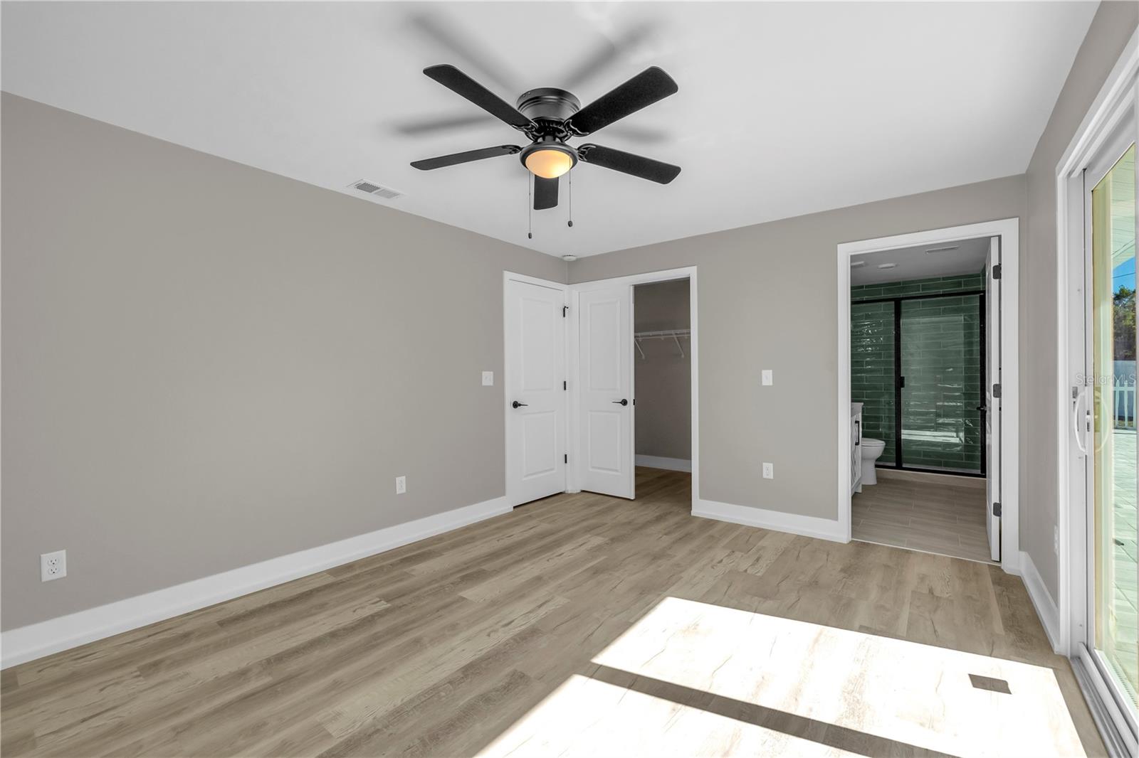 21161 KNOLLWOOD AVE, PORT CHARLOTTE, FL, 33952