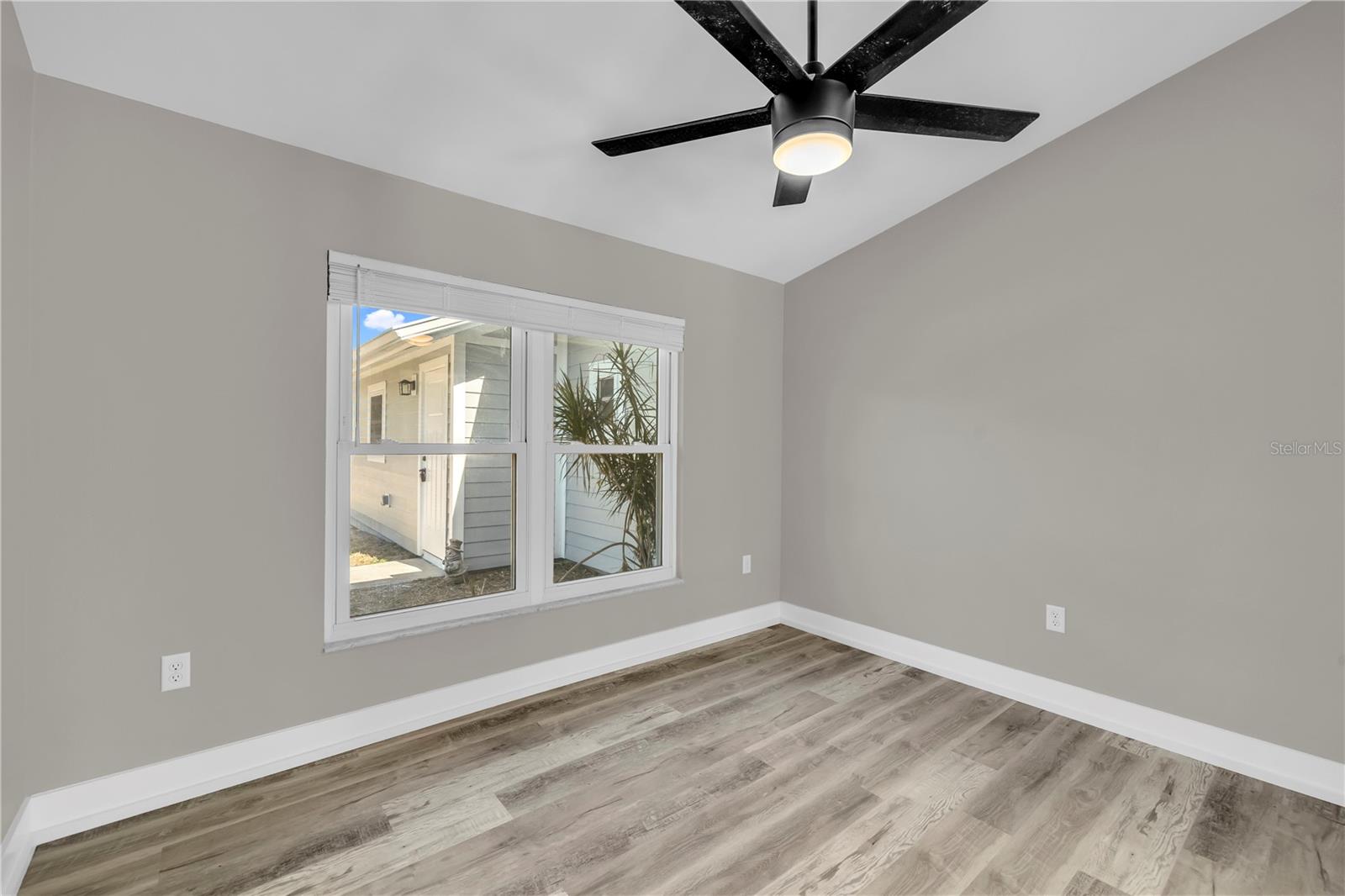 21161 KNOLLWOOD AVE, PORT CHARLOTTE, FL, 33952