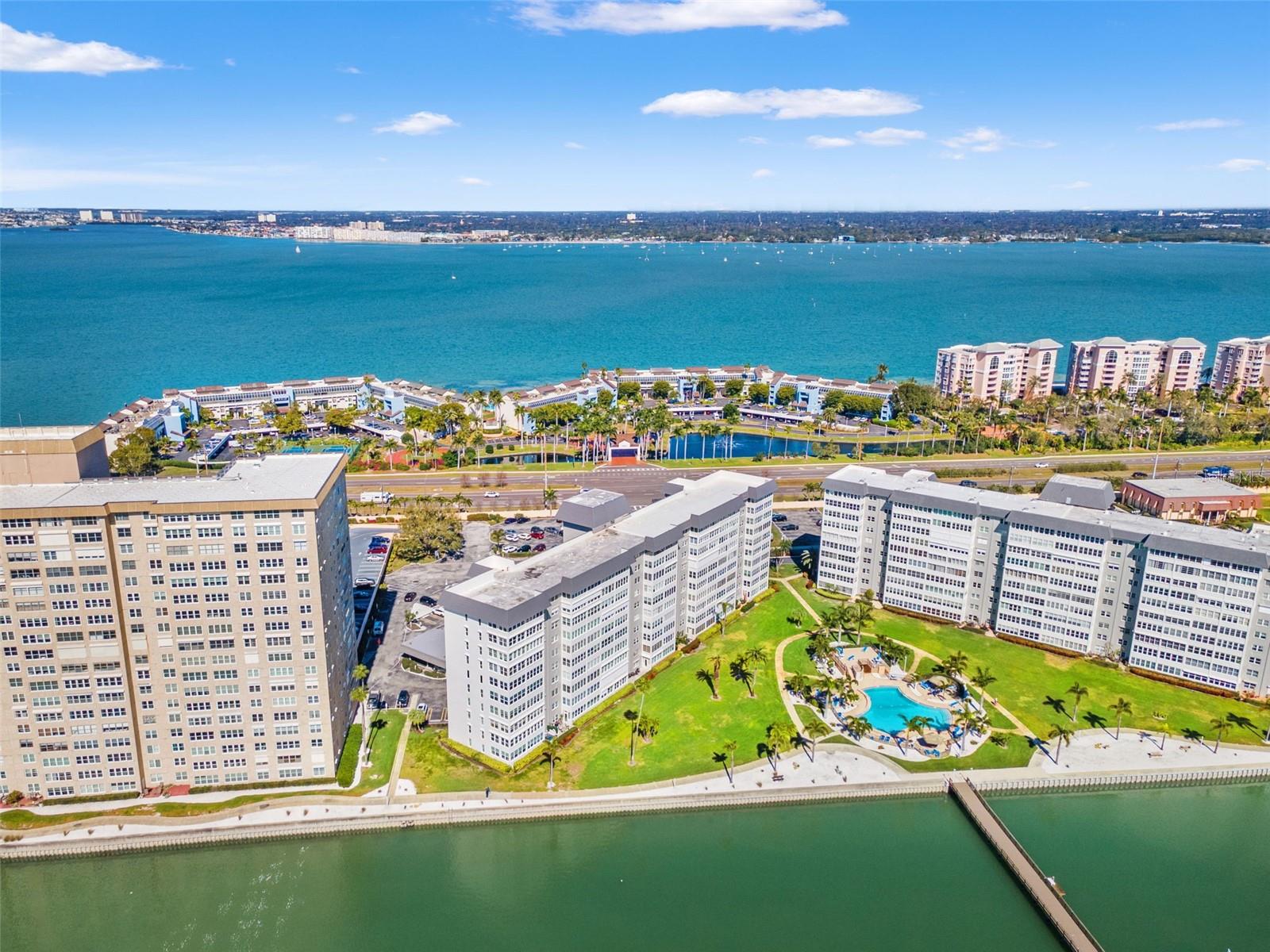 5130 BRITTANY DR S #808, ST PETERSBURG, FL, 33715