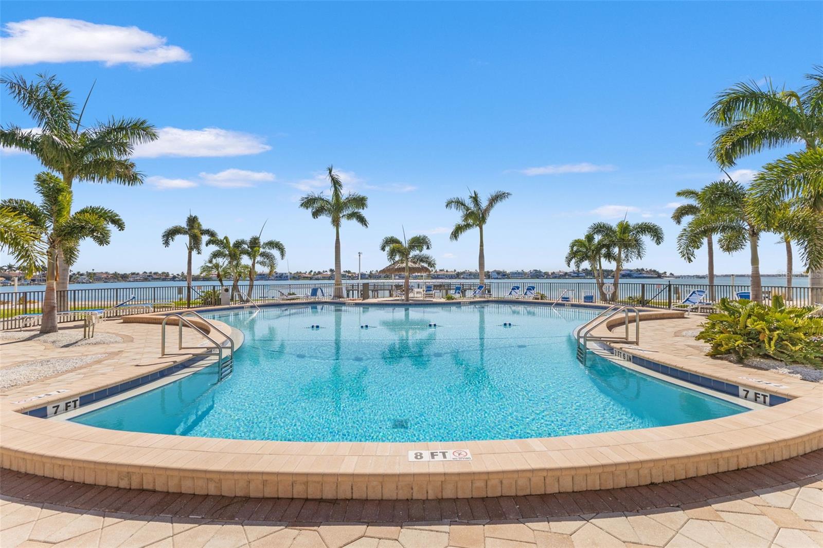 5130 BRITTANY DR S #808, ST PETERSBURG, FL, 33715