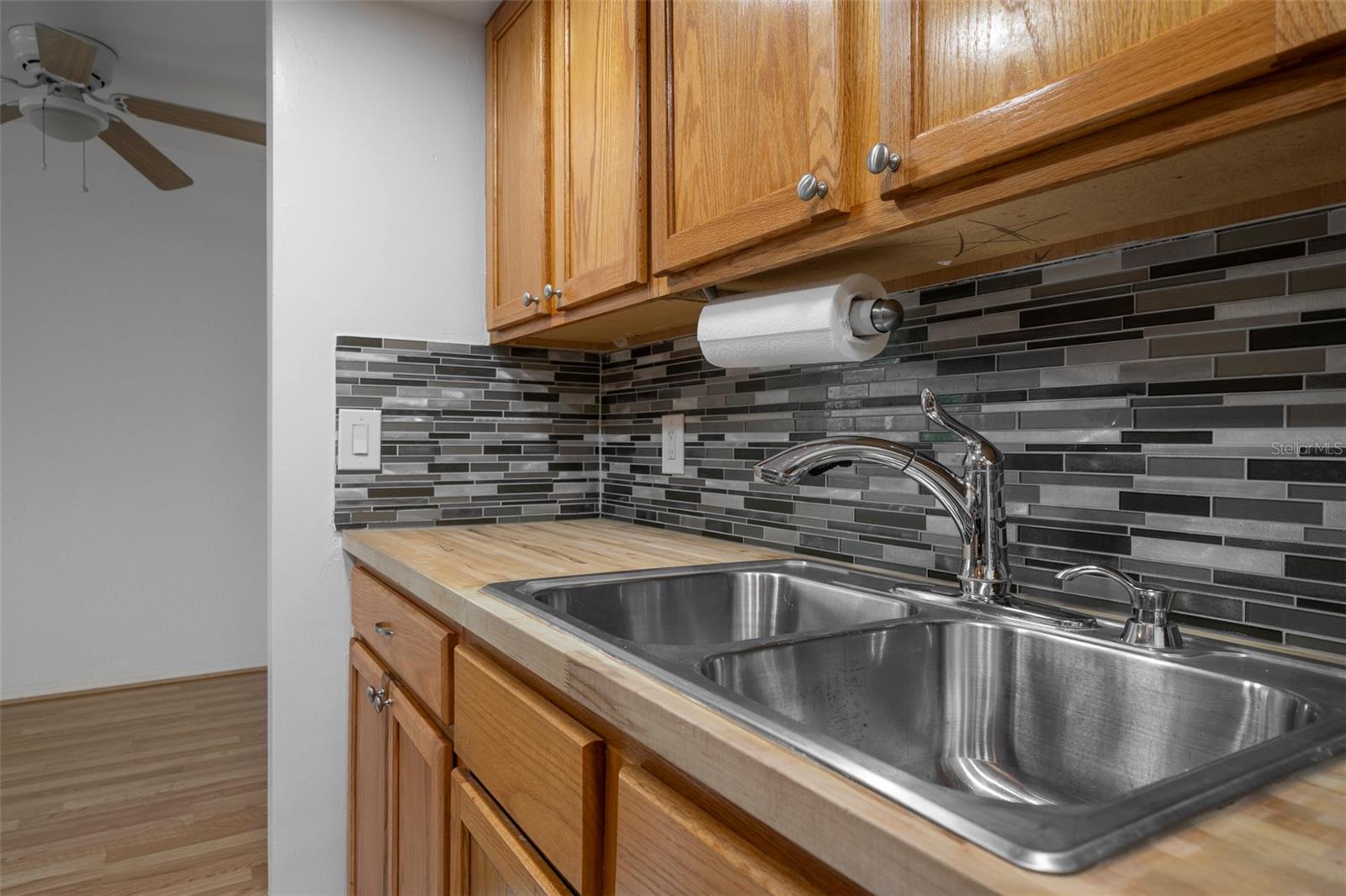 5912 5TH AVE N #E12, ST PETERSBURG, FL, 33710