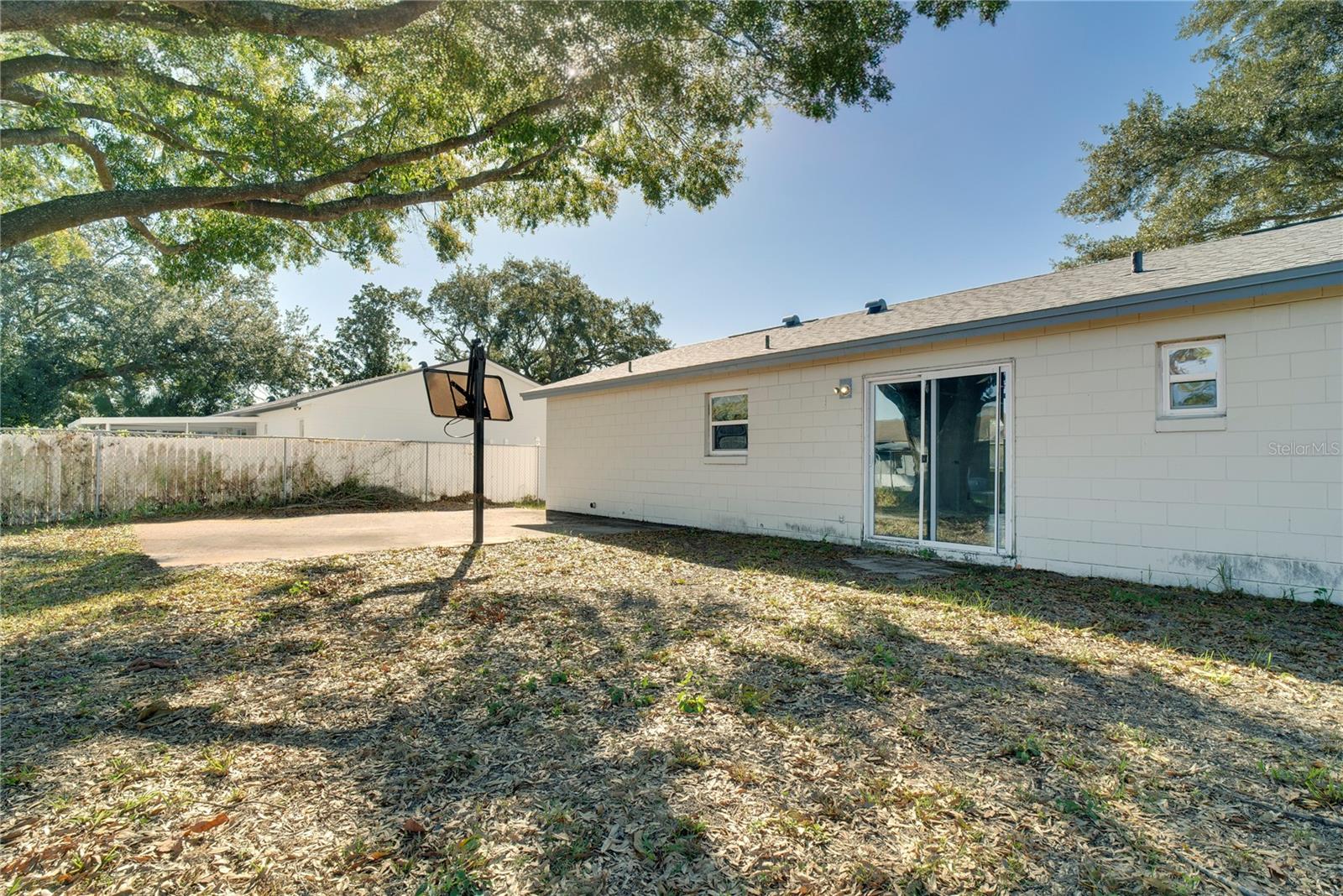 681 ROYAL PALM DR, KISSIMMEE, FL, 34743