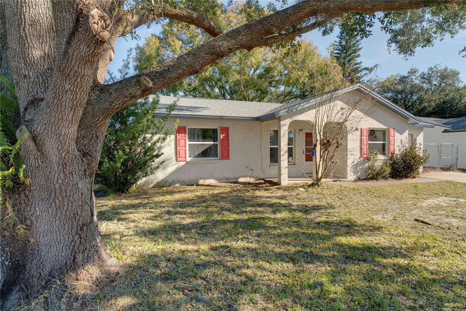 681 ROYAL PALM DR, KISSIMMEE, FL, 34743