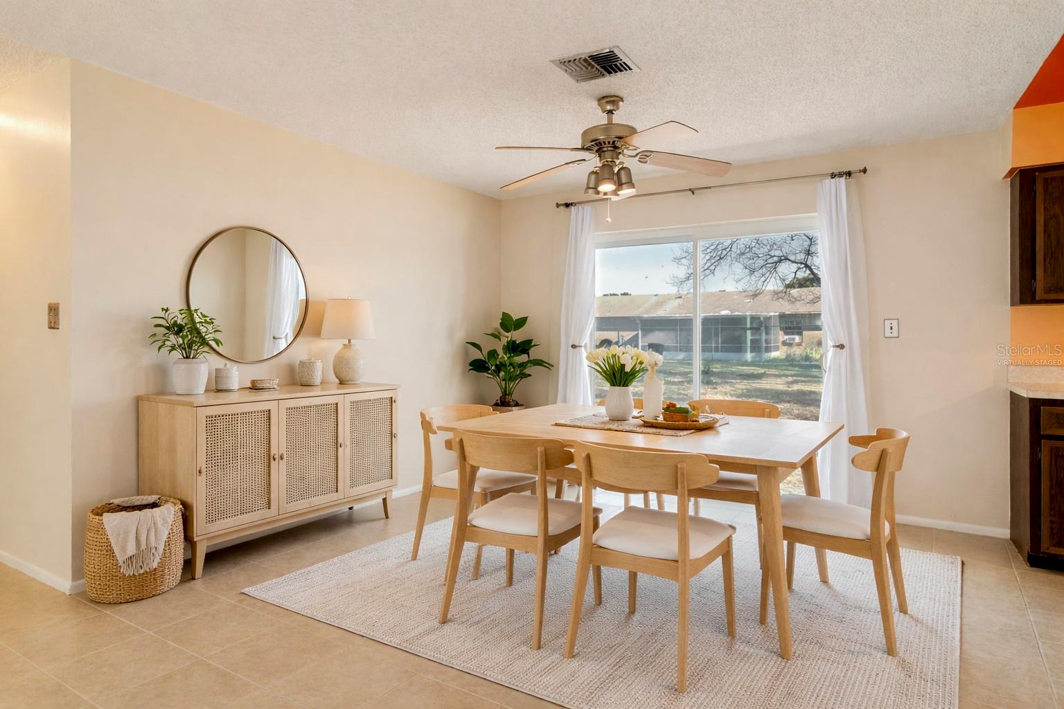 681 ROYAL PALM DR, KISSIMMEE, FL, 34743