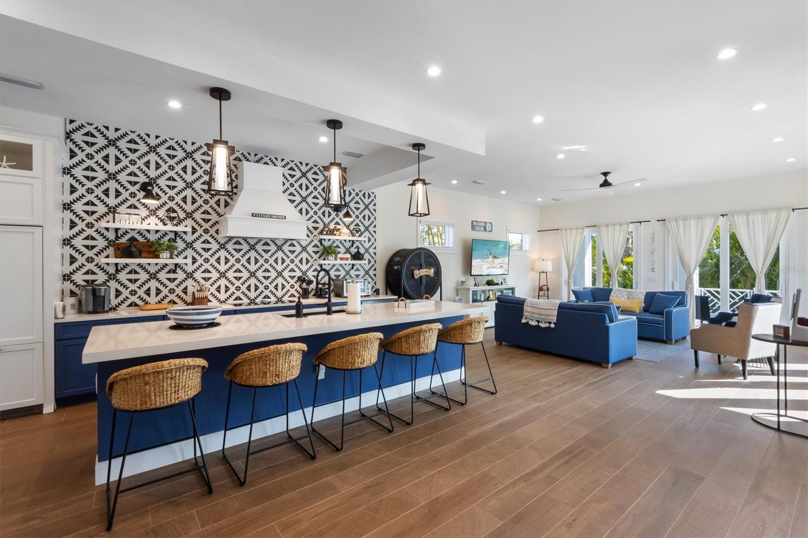 211 81ST ST #B, HOLMES BEACH, FL, 34217