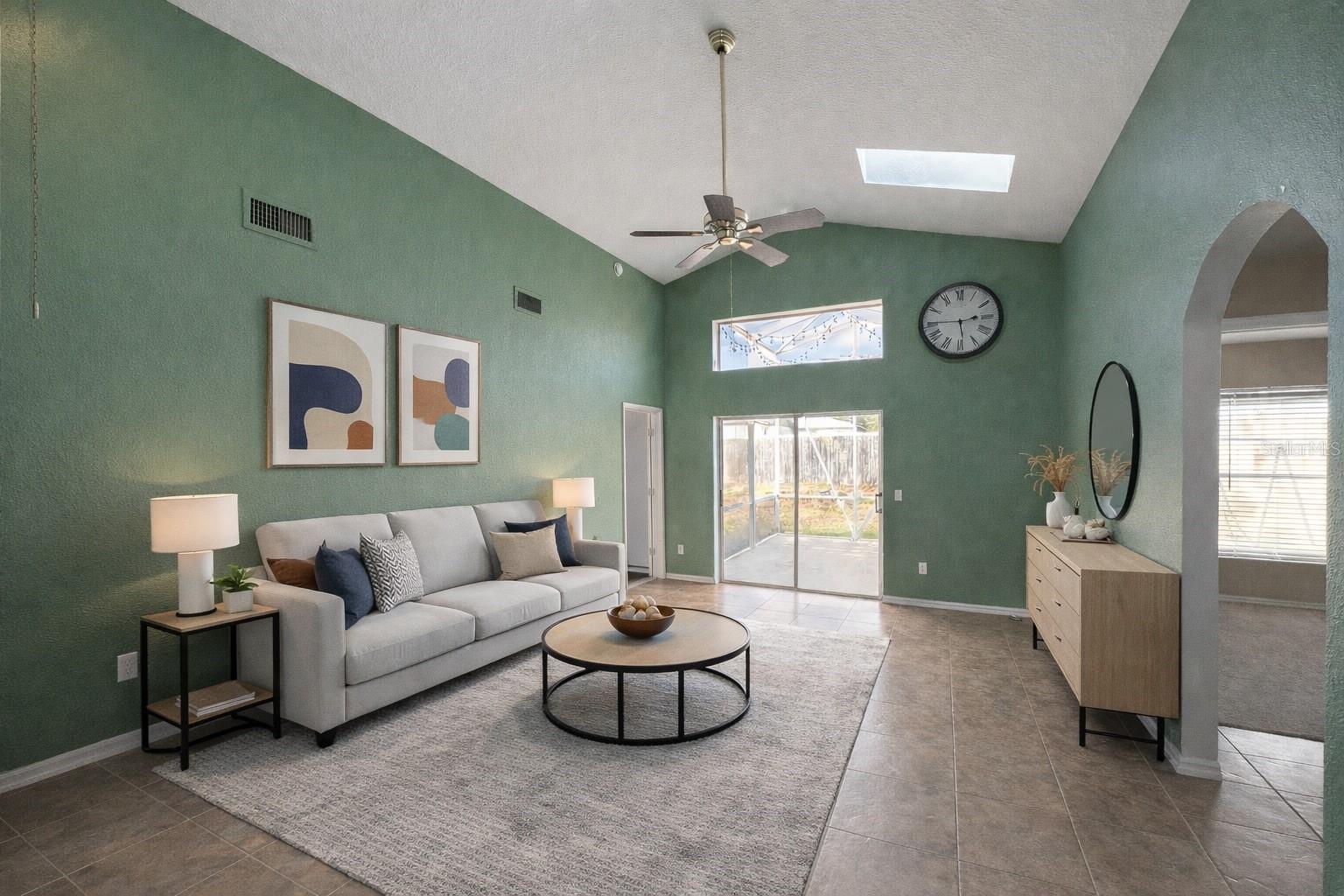 2329 SOUTH AVE, LEESBURG, FL, 34748