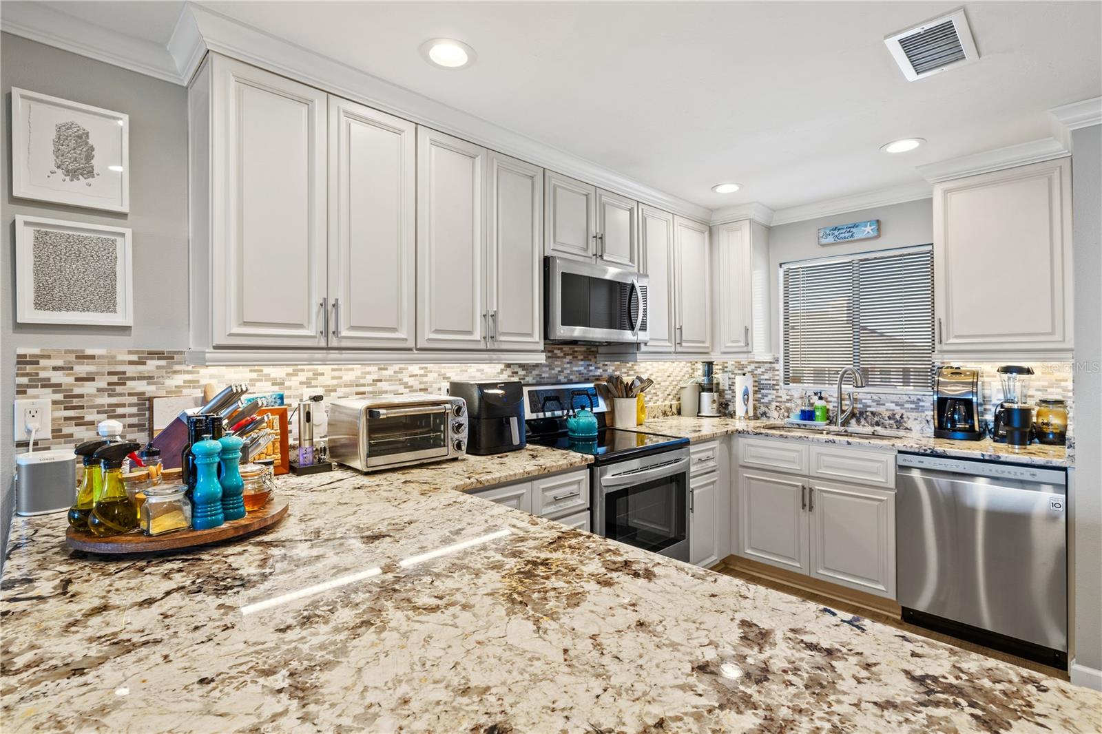 1602 STICKNEY POINT RD #307, SARASOTA, FL, 34231