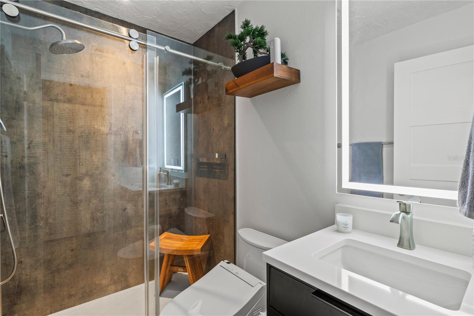 1602 STICKNEY POINT RD #307, SARASOTA, FL, 34231