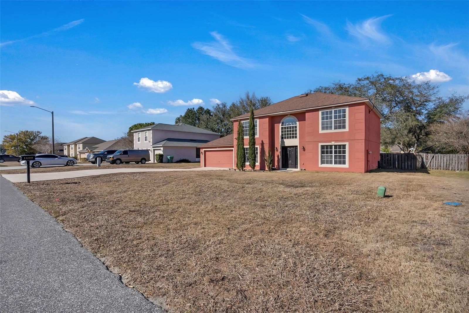 1600 DAYBREAK DR, FRUITLAND PARK, FL, 34731