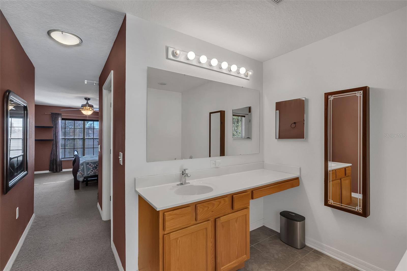 1600 DAYBREAK DR, FRUITLAND PARK, FL, 34731