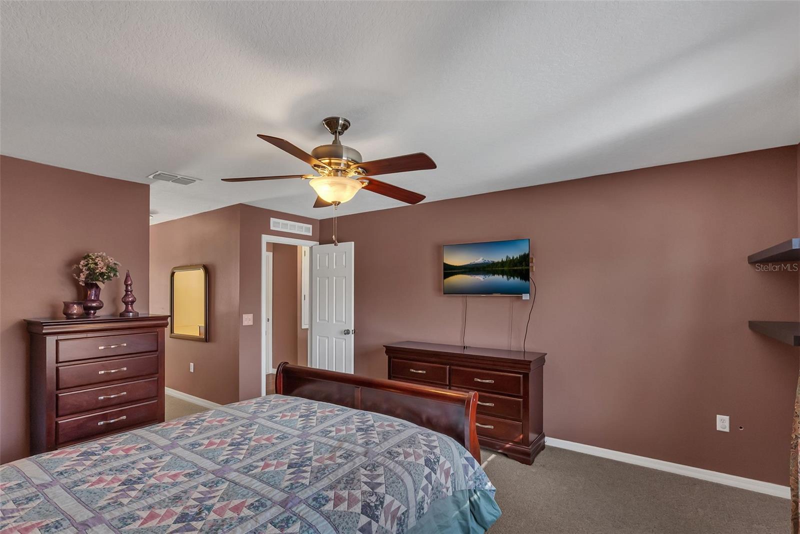 1600 DAYBREAK DR, FRUITLAND PARK, FL, 34731