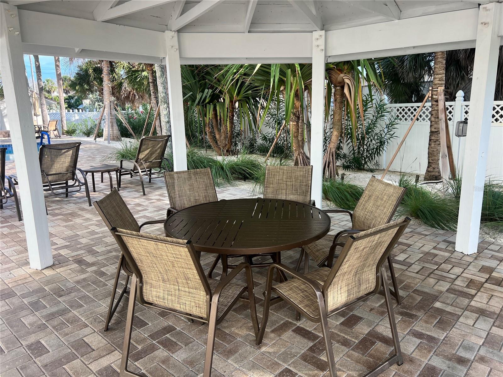 1001 POINT OF ROCKS RD #609, SARASOTA, FL, 34242