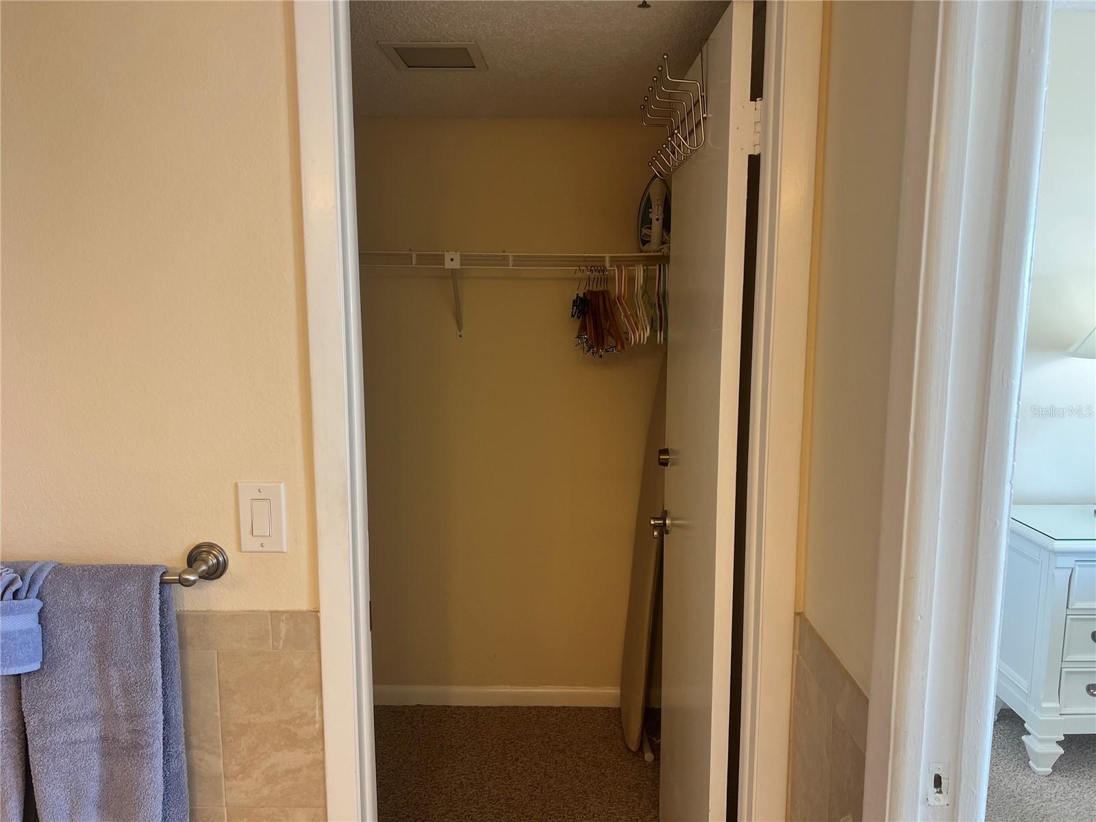 1001 POINT OF ROCKS RD #609, SARASOTA, FL, 34242