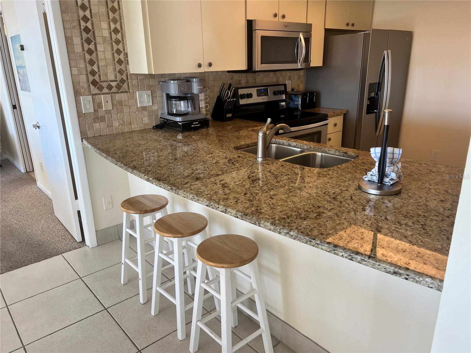 1001 POINT OF ROCKS RD #609, SARASOTA, FL, 34242