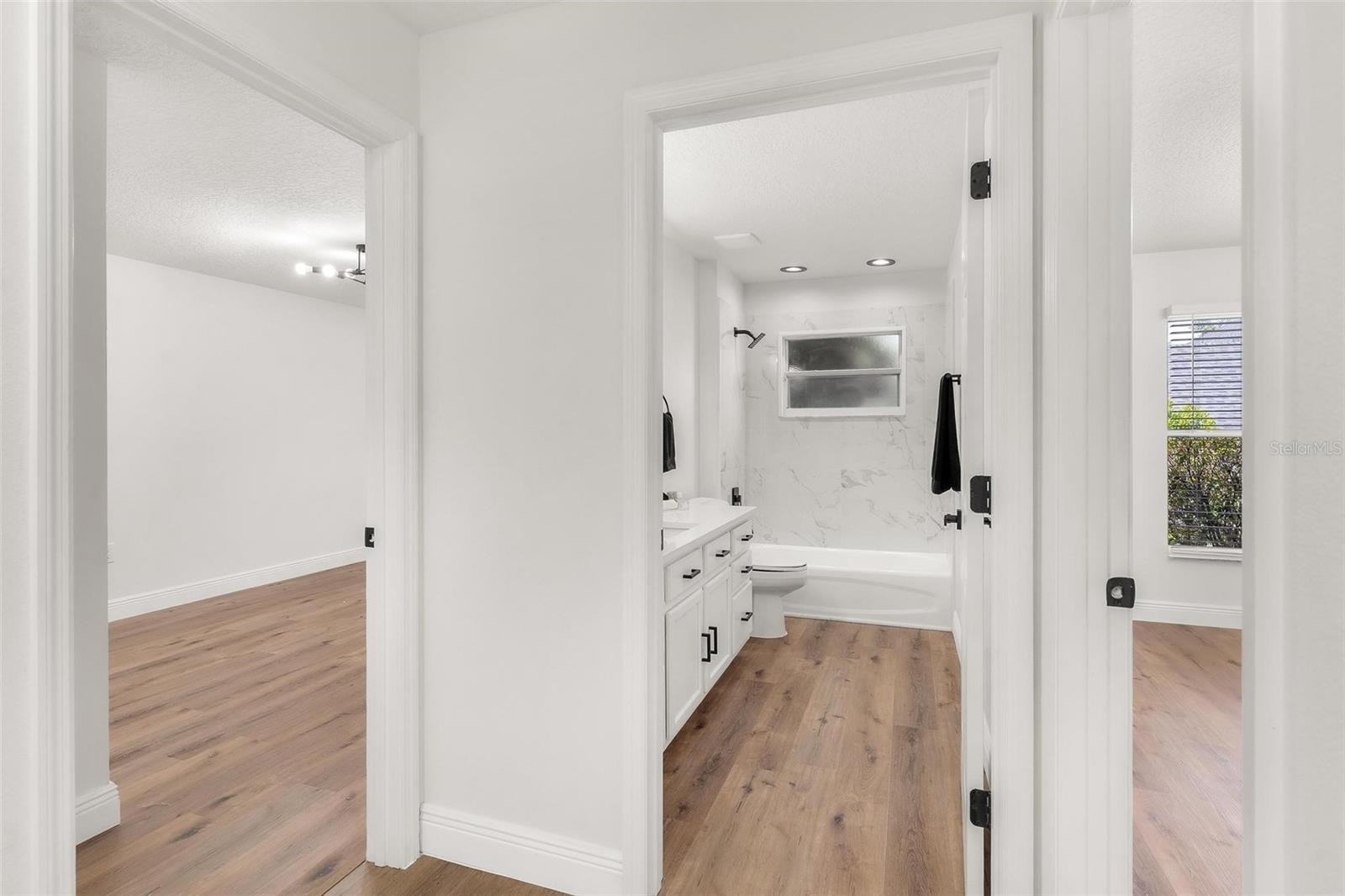 39634 HARBOR HILLS BLVD BLVD, LADY LAKE, FL, 32159