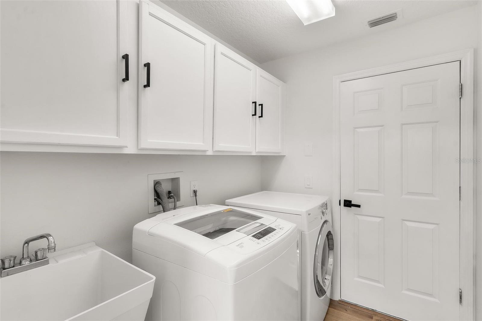 39634 HARBOR HILLS BLVD BLVD, LADY LAKE, FL, 32159