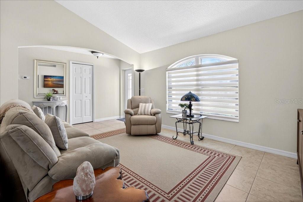 42 RUSSELL DR, PALM COAST, FL, 32164