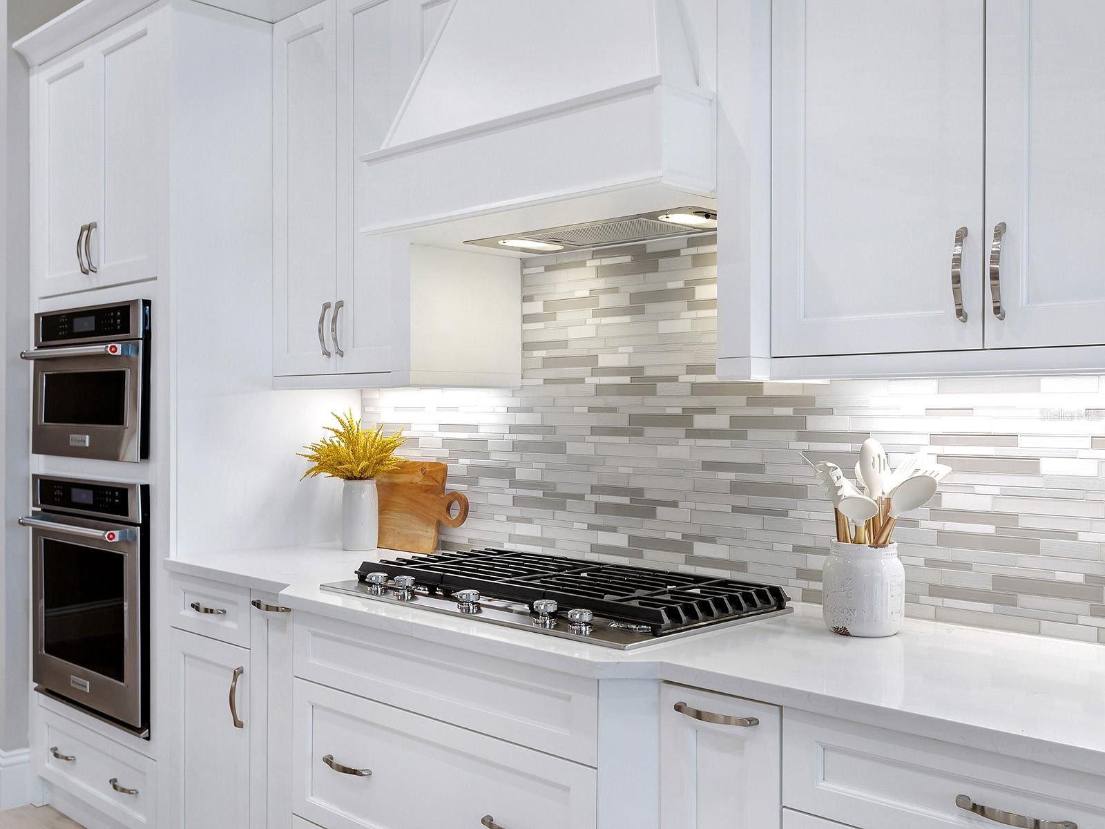 8556 PAVIA WAY, LAKEWOOD RANCH, FL, 34202