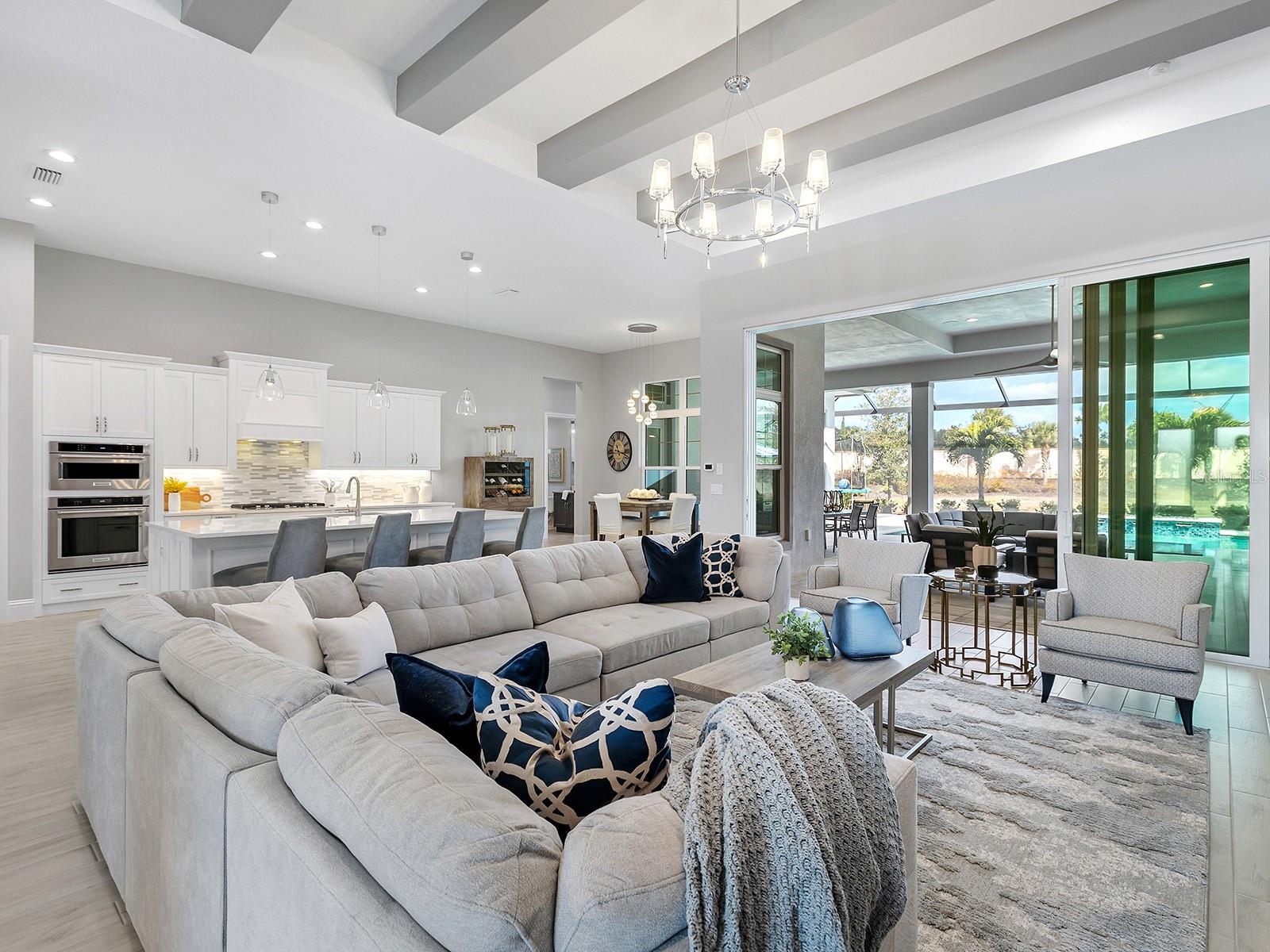 8556 PAVIA WAY, LAKEWOOD RANCH, FL, 34202