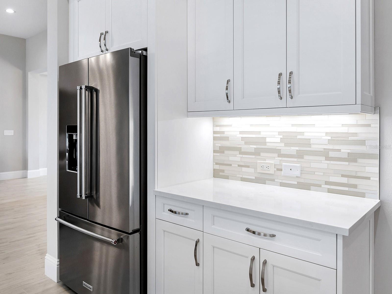 8556 PAVIA WAY, LAKEWOOD RANCH, FL, 34202