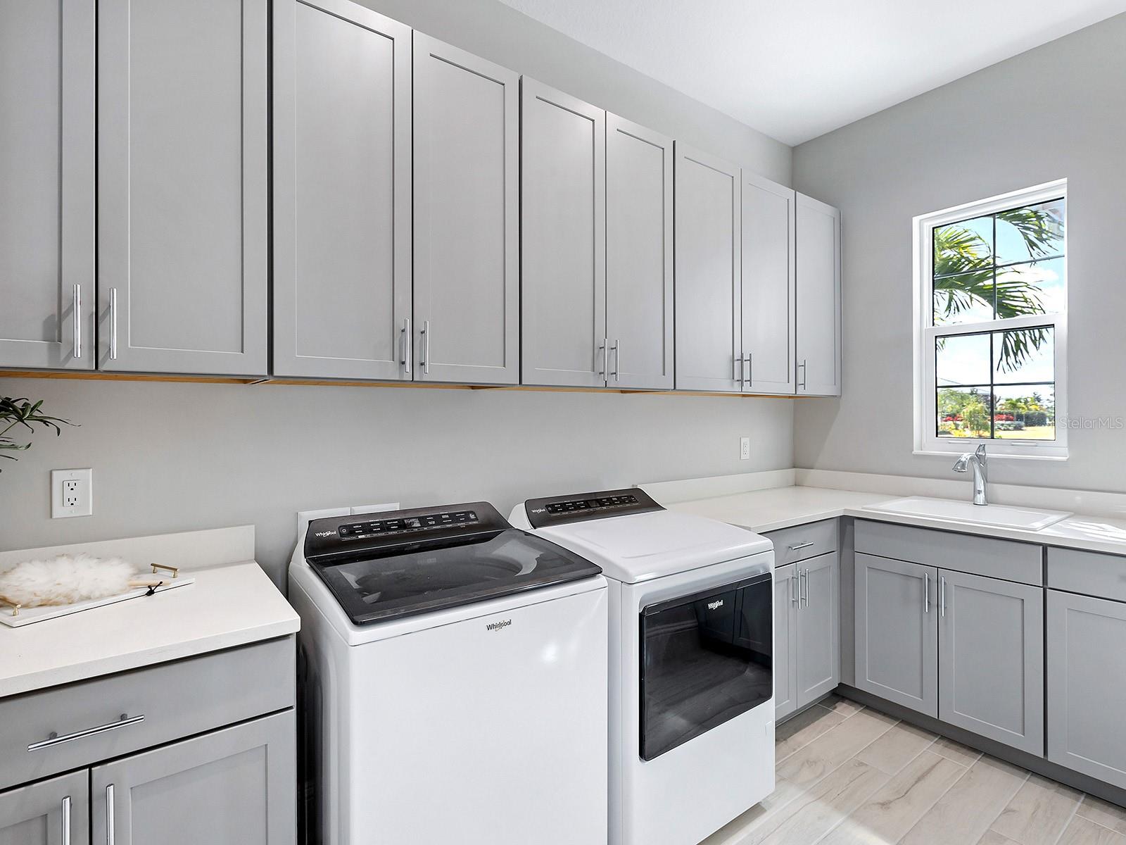 8556 PAVIA WAY, LAKEWOOD RANCH, FL, 34202